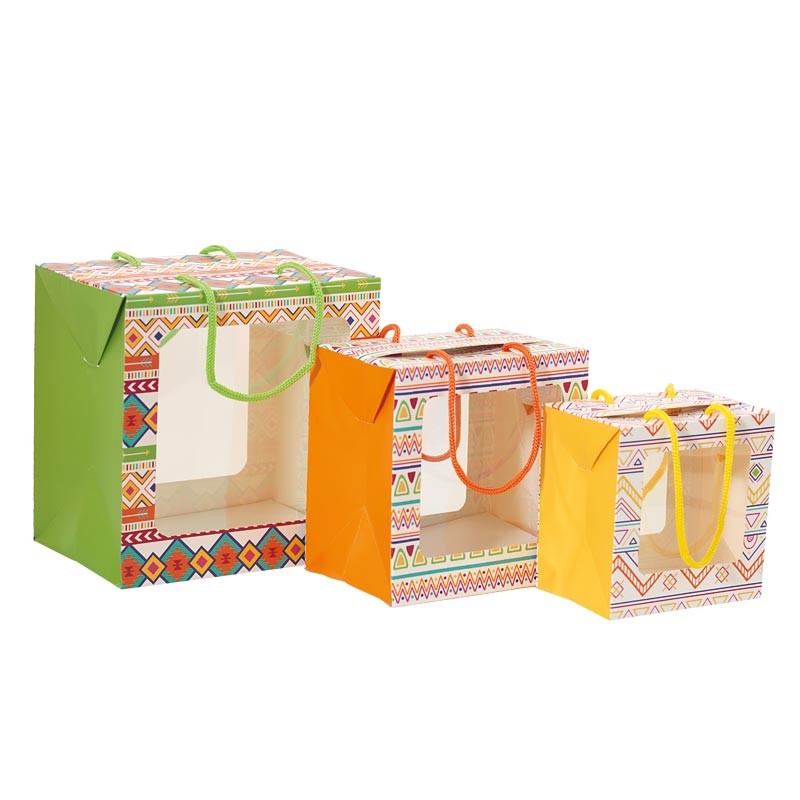 Packaging de Pâques pour chocolatiers - Sac Boîte Poule Apache Packaging de Pâques pour chocolatiers - Sac Boîte Poule Apache