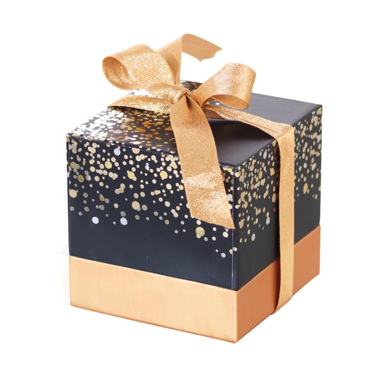 Emballage alimentaire cubique pour chocolatier - Baudelaire Paillettes Emballage alimentaire cubique pour chocolatier - Baudelaire Paillettes