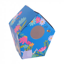 Cabane "Alphonse et Ernestine" Photo numéro 2 : Cabane en packaging original pour mettre en valeur vos créations chocolatées et pâtissières à Pâques. Design ludique et attractif pour les enfants.