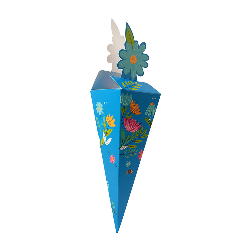 Cornet "Alphonse et Ernestine" : Cornet surprise pour chocolats de Pâques, festif et coloré. Idéal pour offrir ou présenter vos gourmandises aux enfants et familles.