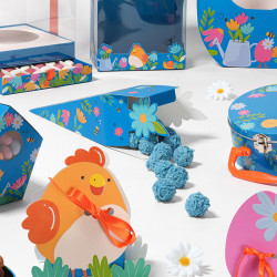 Cornet "Alphonse et Ernestine" Photo numéro 6 : Cornet surprise pour chocolats de Pâques, festif et coloré. Idéal pour offrir ou présenter vos gourmandises aux enfants et familles.