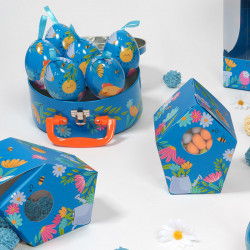 Valise Métallique "Alphonse et Ernestine" Photo numéro 4 : Valise ronde métallique apte au contact alimentaire. Emballage pratique et élégant pour présenter ou offrir vos chocolats de Pâques.