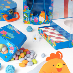 Maryline "Alphonse et Ernestine" Photo numéro 6 : Coffret Maryline avec tiroir et socle amovible. Combine moulages et bouchées de chocolat pour créer un emballage Pâques unique et attractif.