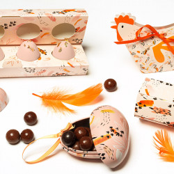 Petits Œufs Métalliques "Symphonie" Photo numéro 3 : Les revoilà habillés aux couleurs de collection "Symphonie", nos petits œufs métalliques ! Ils s'apprêtent ainsi à sauter dans tous les paniers de Pâques.