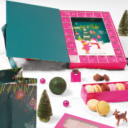 Calendrier Carnet Cadre de l'Avent "Funky" Photo numéro 4 : Calendrier de l'Avent de la gamme "Funky", livré monté et assemblé, composée de 24 cases pré-découpées à ouvrir et d'un séparateur amovible de 24 compartiments.