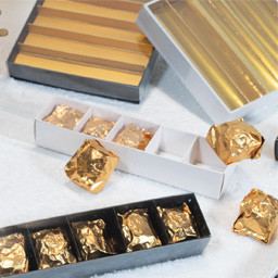 Boîtes carrées unies